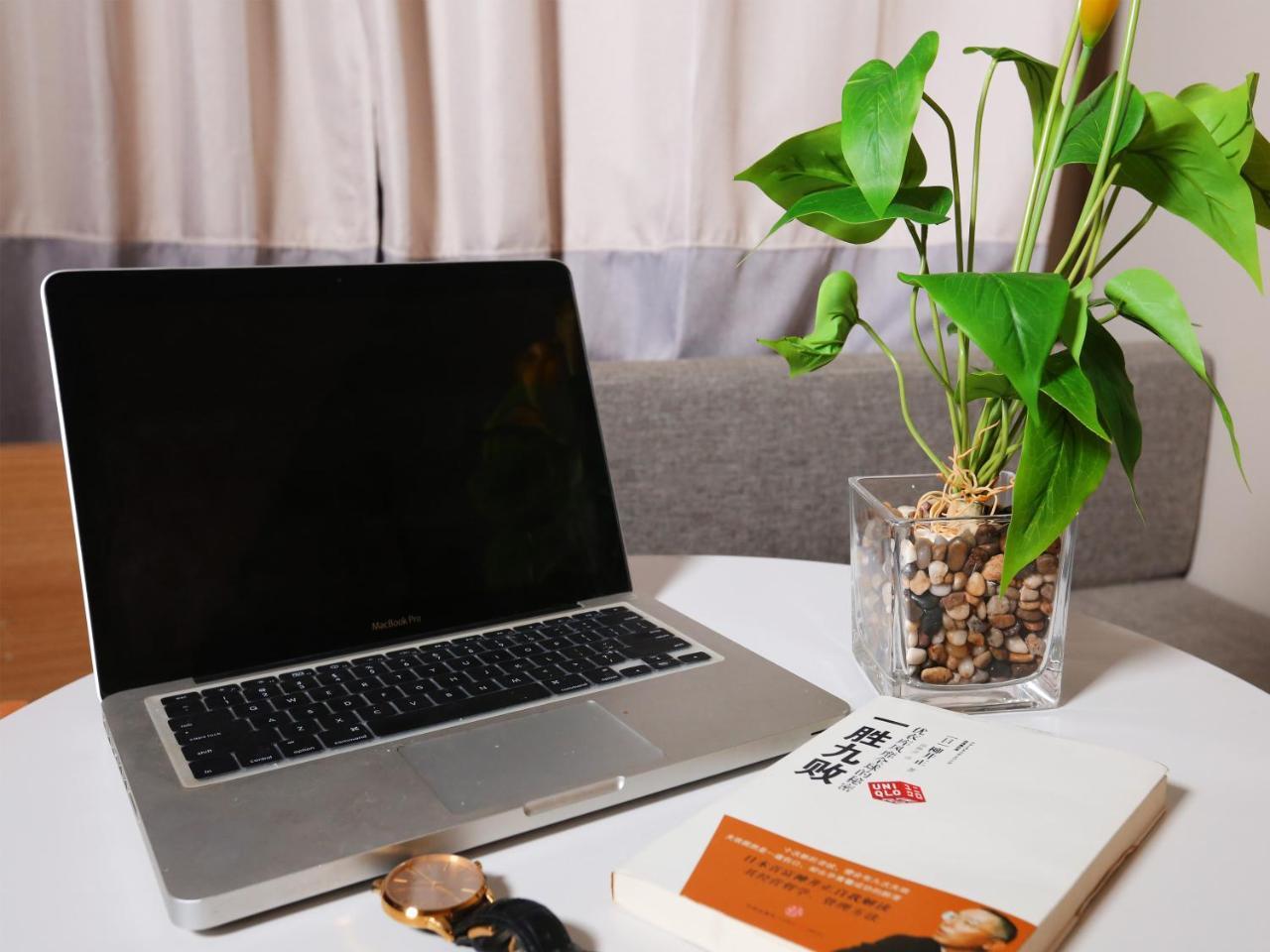 Ibis Haikou Injoy Plaza Hotel Bagian luar foto
